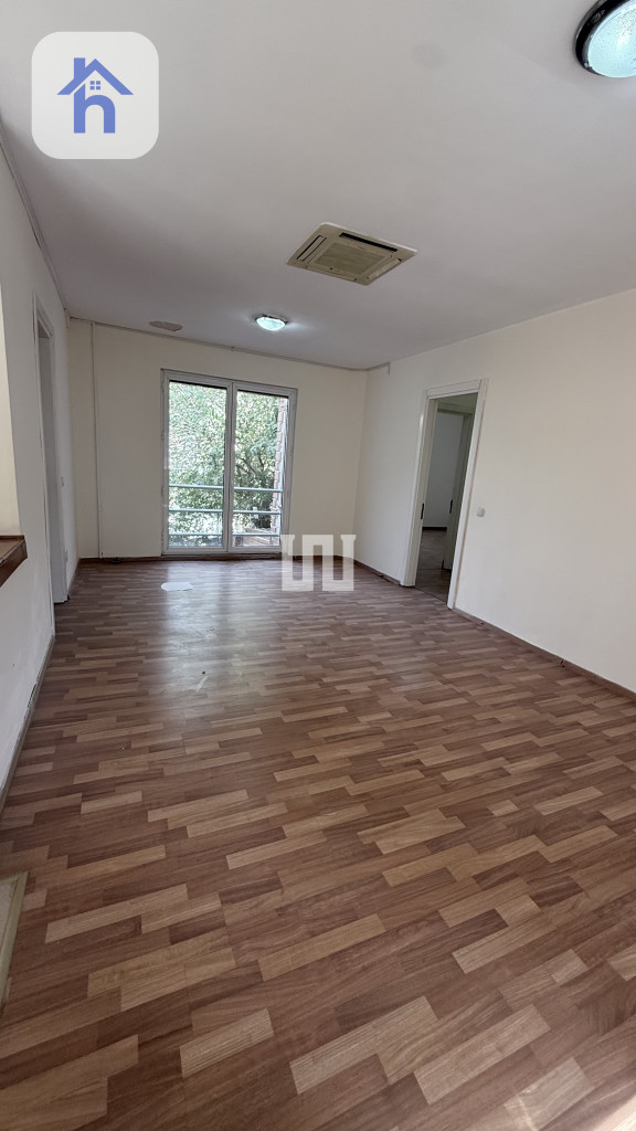 Spacious house in Vital Village