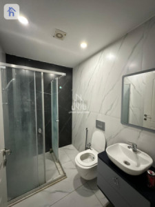 Modern Apartment in White Towers Resim 5