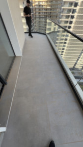 معيشة عصرية في منطقة مرغوبة صورة 12