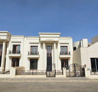 Spacious House with Modern Design image 1