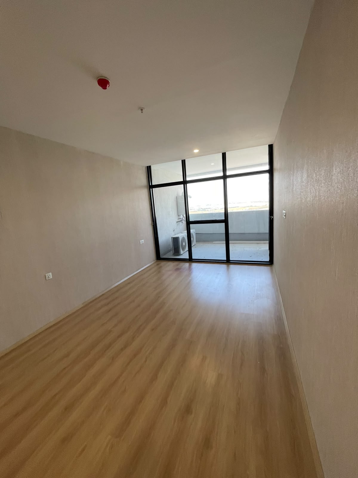 Cozy One-Bedroom Apartment Resim 2