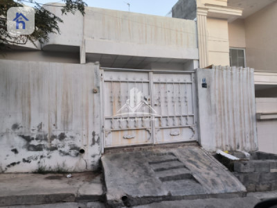 One Floor House image 1