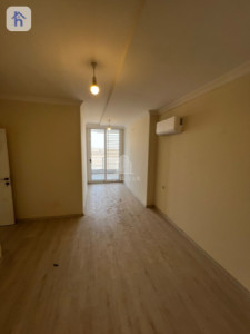 Modern Apartment Image 4