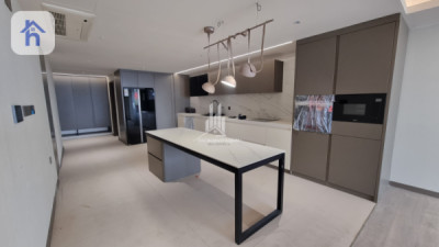 Luxurious 4-Bedroom Apartment in Cavalli Tower image 2