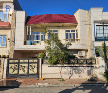 Square House Opposite Garden image 2