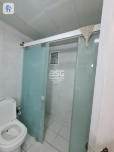 Spacious 4 Bedroom Apartment for Rent Image 15