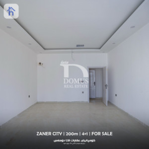 Spacious house with multiple rooms Resim 11