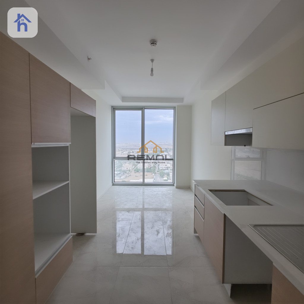Biggest 2+1 apartment in Empire Square for sale