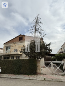 Charming Residence in English Village image 1