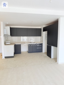 1 Bed Apartment in Empire Pearl Towers image 1