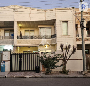 Spacious House with 4 Bedrooms image 1
