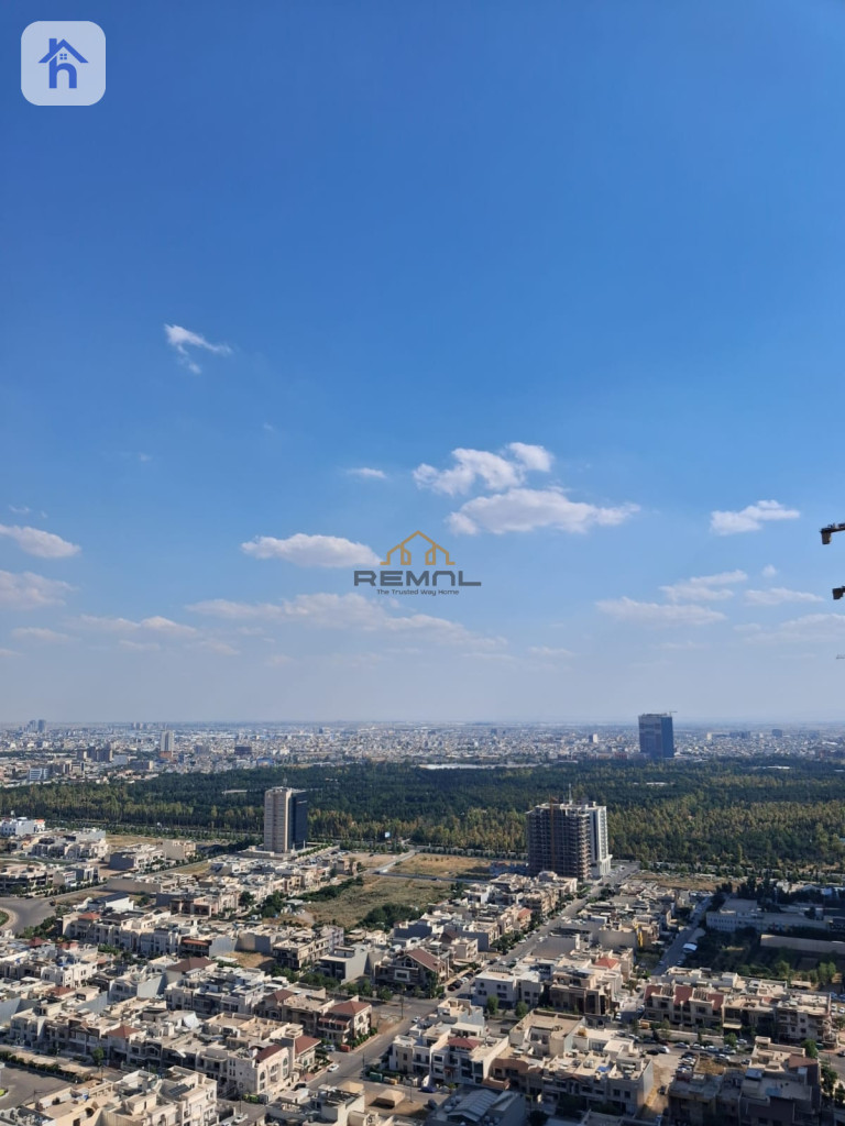 شوقەیەکی نایاب لە نهۆمی بەرز بۆ کرێ