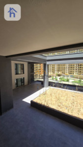 Spacious Apartment with 2 bedrooms image 7