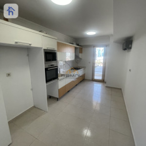 Modern 3-Bedroom Apartment for Rent Image 4
