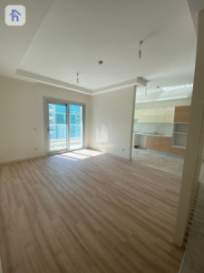 Modern 2-Bedroom Apartment Image 7