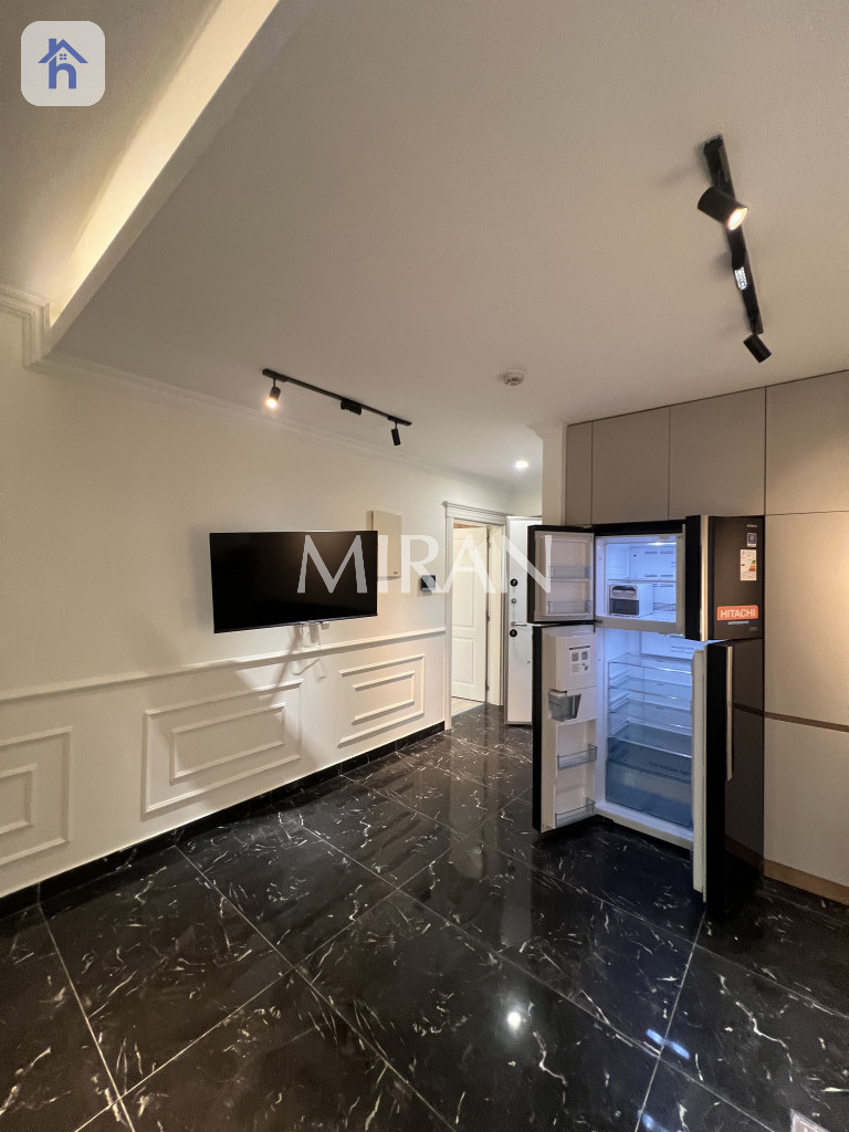 Modern Apartment in MNW Towers