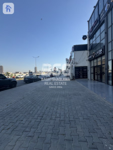 محل للإيجار في دريم ستي صورة 8