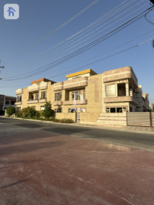 Spacious House in Erbil, 4 Bedrooms image 3