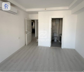 Spacious Apartment in Empire Pearl Towers Image 4