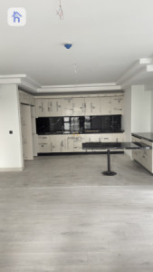 Modern Apartment with 2 Bedrooms Image 6