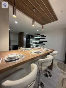 Modern 3 Bed Apartment with Views image 2