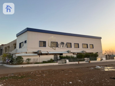 Commercial Building (230m²) image 1