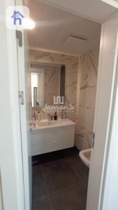 Modern Furnished Apartment in Empire Wings Resim 7