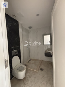 Spacious Office in Prime Location Resim 8