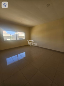 Luxury House image 6