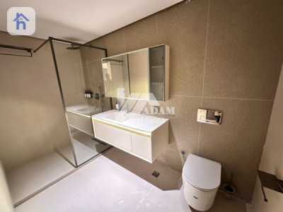 High-Floor 4 Bedroom Apartment for Rent Image 13