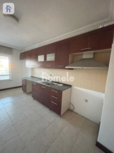 Modern 3-Bedroom Apartment in Pak City Image 4