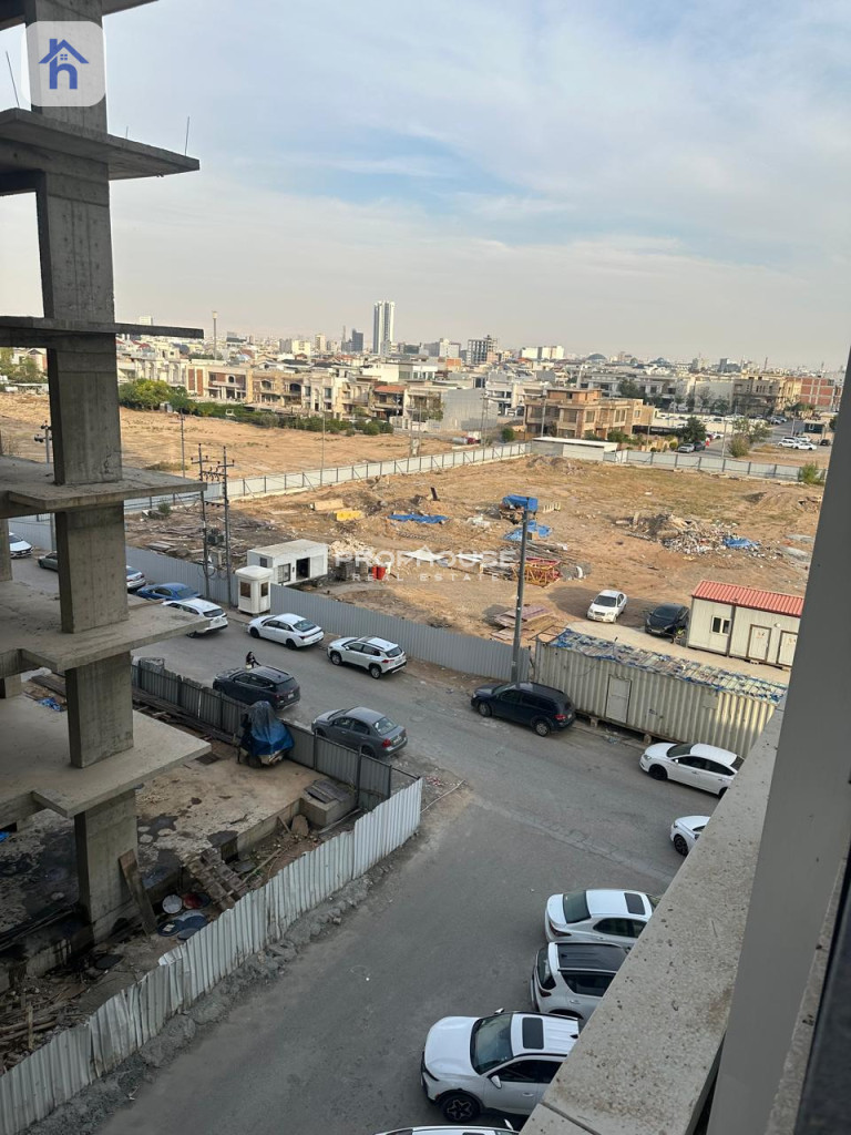 Modern Office in Phoenix Tower Resim 12