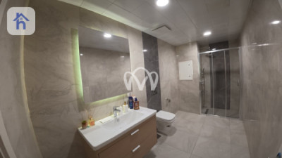 4-Bedroom Apartment in Empire Square image 10