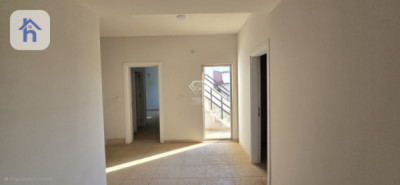 Spacious 4 Bedroom Family House Image 7