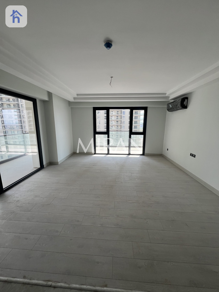 Elegant 29th floor apartment for rent