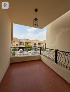 Spacious 4 Bedroom House in New Azadi image 13