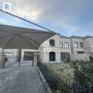 خانووی VIP image 1