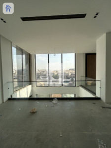 Modern Property with Ample Space Resim 8