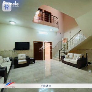 Three Floor House Resim 6