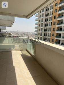 Modern 1 Bedroom Apartment on 11th Floor Resim 5