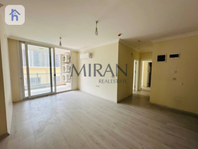 شوقەی مۆدێرن دوو ژووری نوستن لە نزیک فڕۆکەخانە image 2