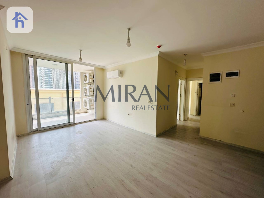 شوقەی مۆدێرن دوو ژووری نوستن لە نزیک فڕۆکەخانە وێنە 2