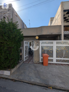 One Floor House image 1