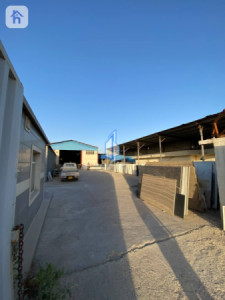 Prime commercial property in industrial sector Image 3