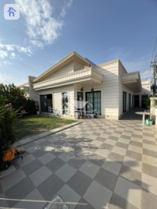 One Floor House image 1