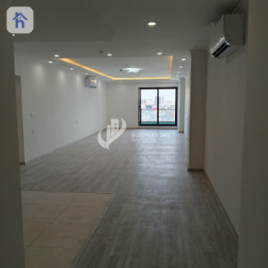 Modern 2-Bedroom Apartment in Wow Tower image 2