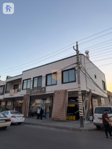 250m² Commercial property with 3 bedrooms image 10