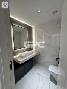 Spacious 3 Bedroom Apartment with View Resim 12