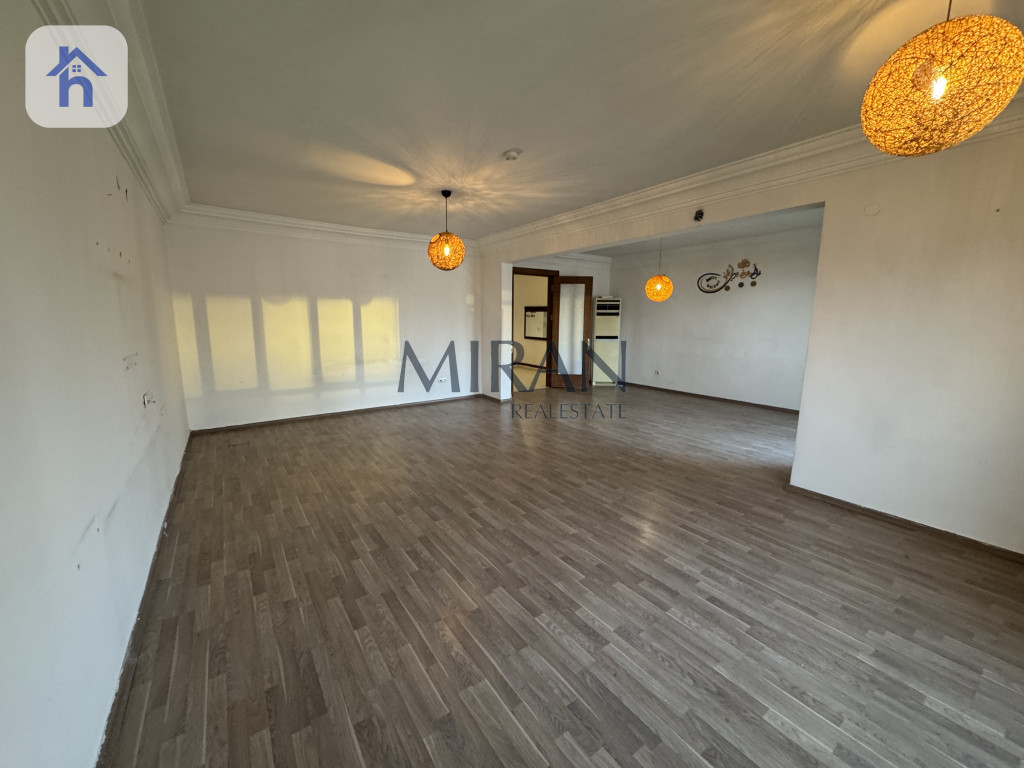 شقة عصرية بـ3 غرف نوم للإيجار