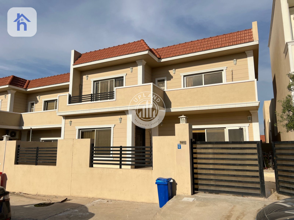 خانووی مۆدێرن چوار ژووری نوستن